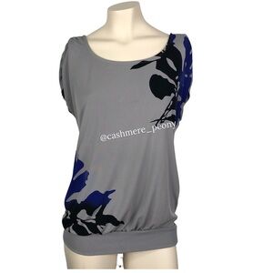 The‎ Limited Gray Leaf Tee Top